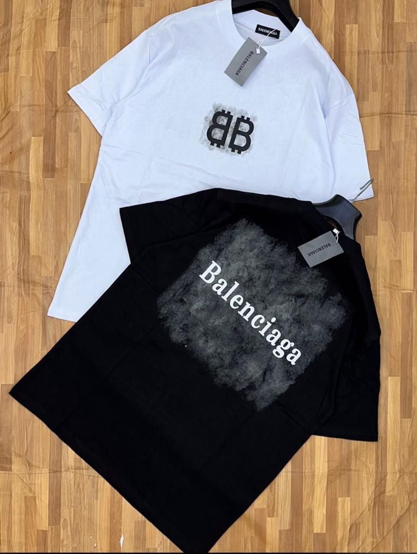 camiseta balenciaga